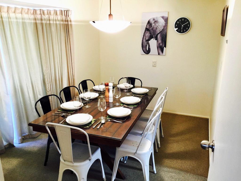 Deluxe Two Bedroom Apartment with Balcony - Upstairs