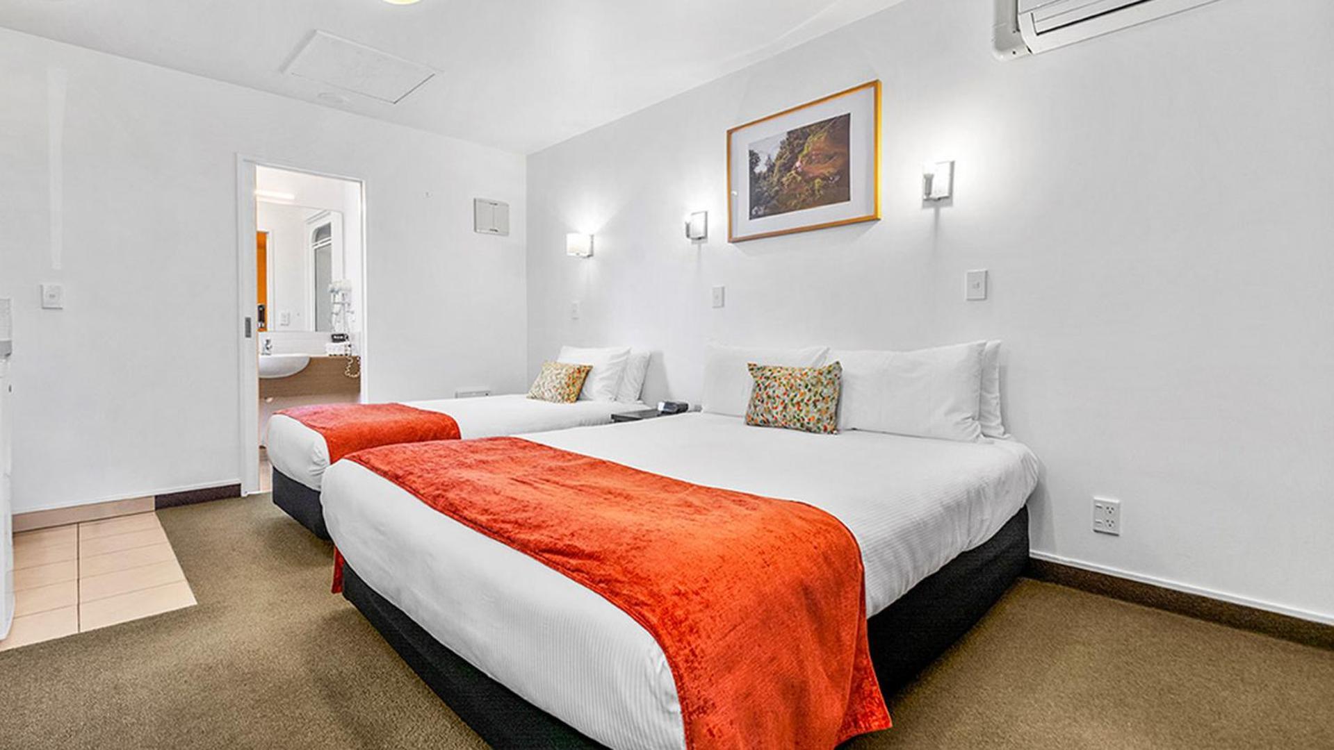 Triple Room