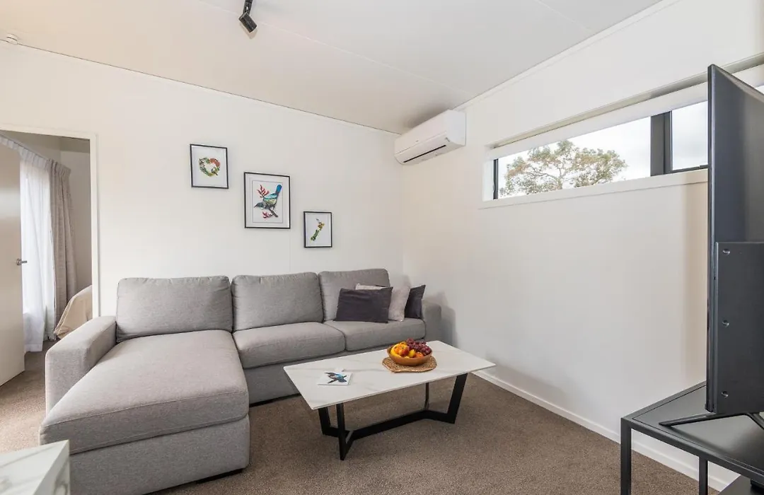 Fairway Cottages-1