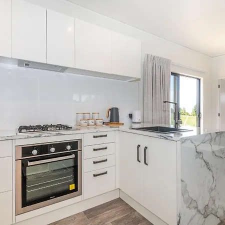 Fairway Cottages-2