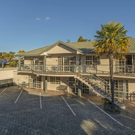 Silver Fern Rotorua Suites & Spa-2