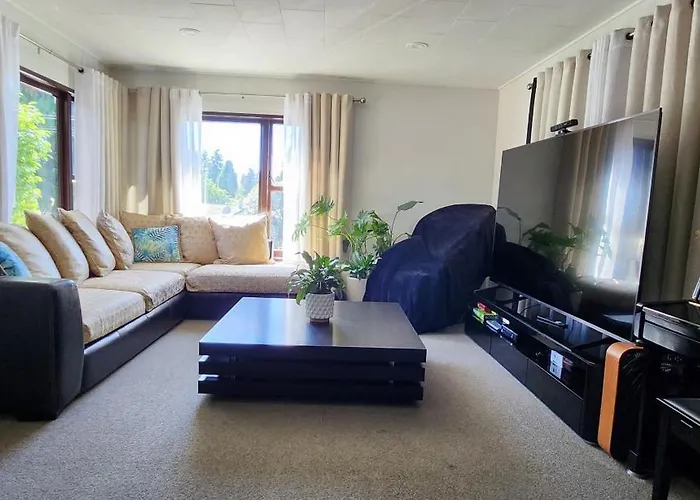 Spacious And Central Rotorua
